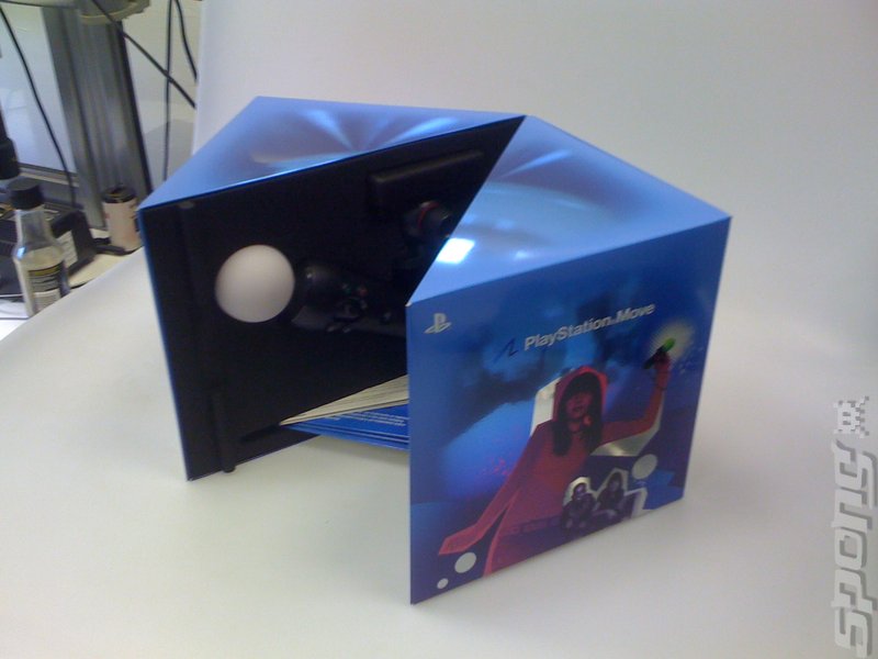 PlayStation Move Out of the Box Pix News image