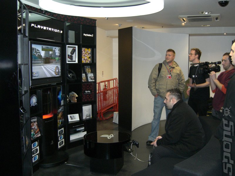 Virgin's MegaStore PS3 Pre-Launch - More Pics News image